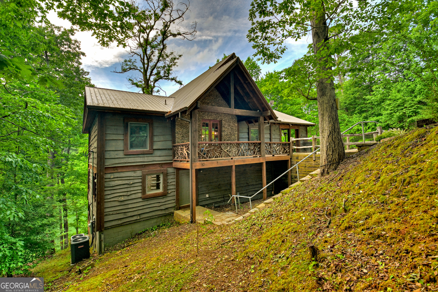 455 Misty Mountain Trail