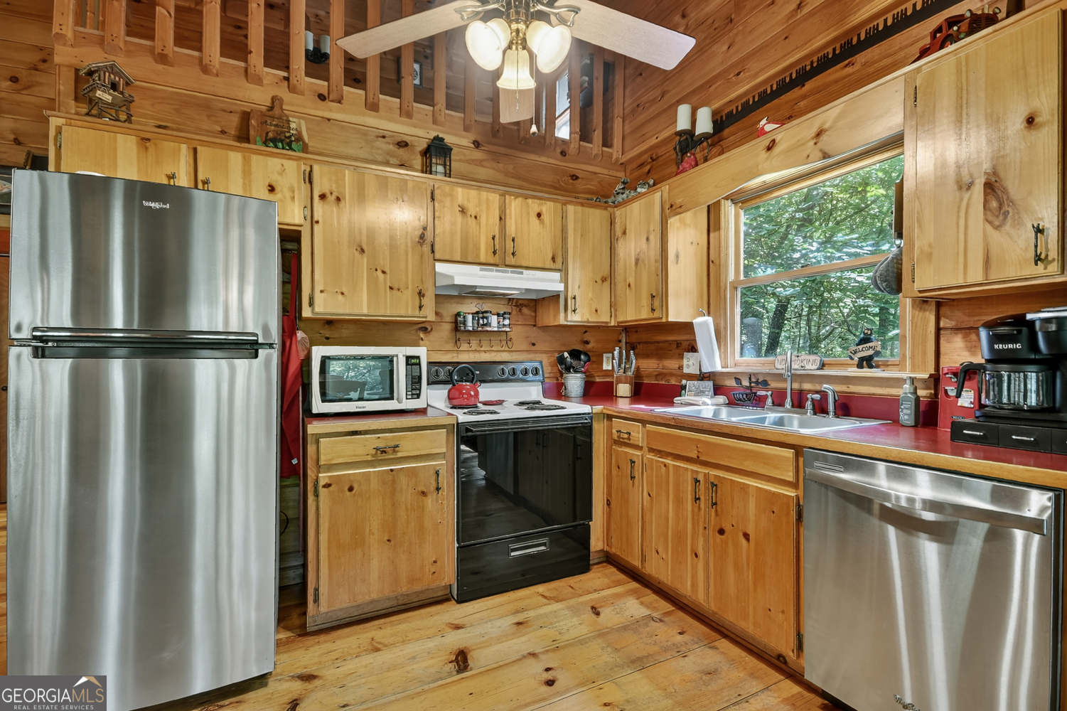 135 Tomahawk Trail