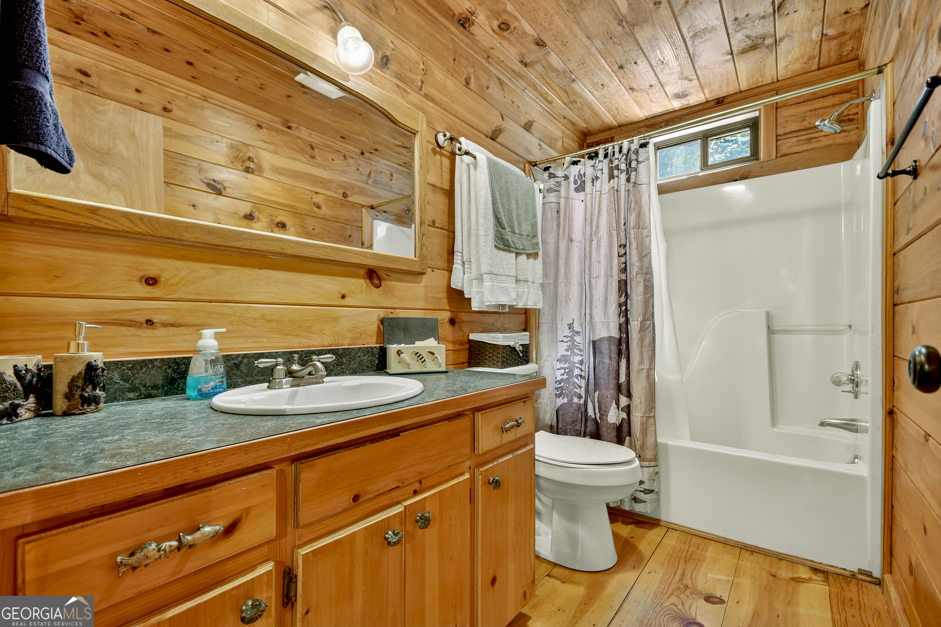 135 Tomahawk Trail