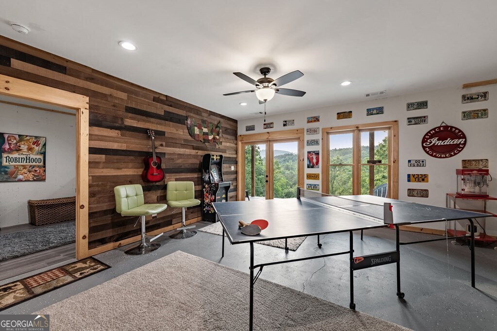 490 Walnut Hills Drive