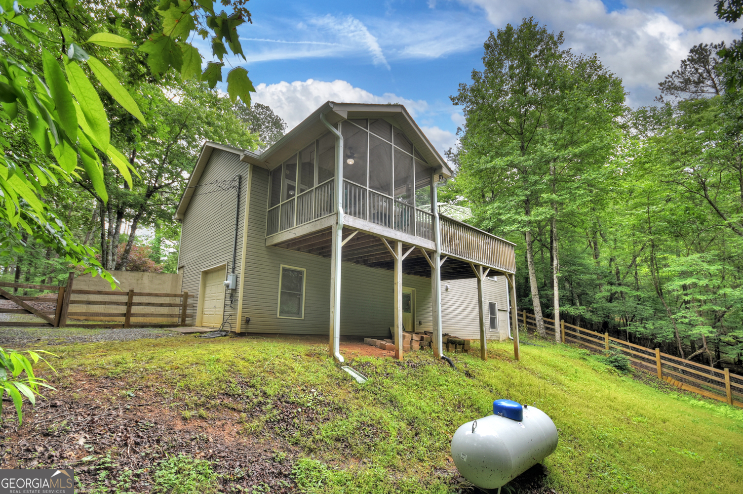 27 Ivy Street # 1113