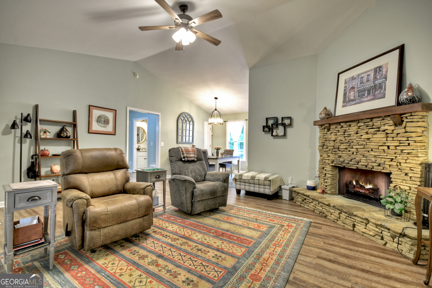 27 Ivy Street # 1113