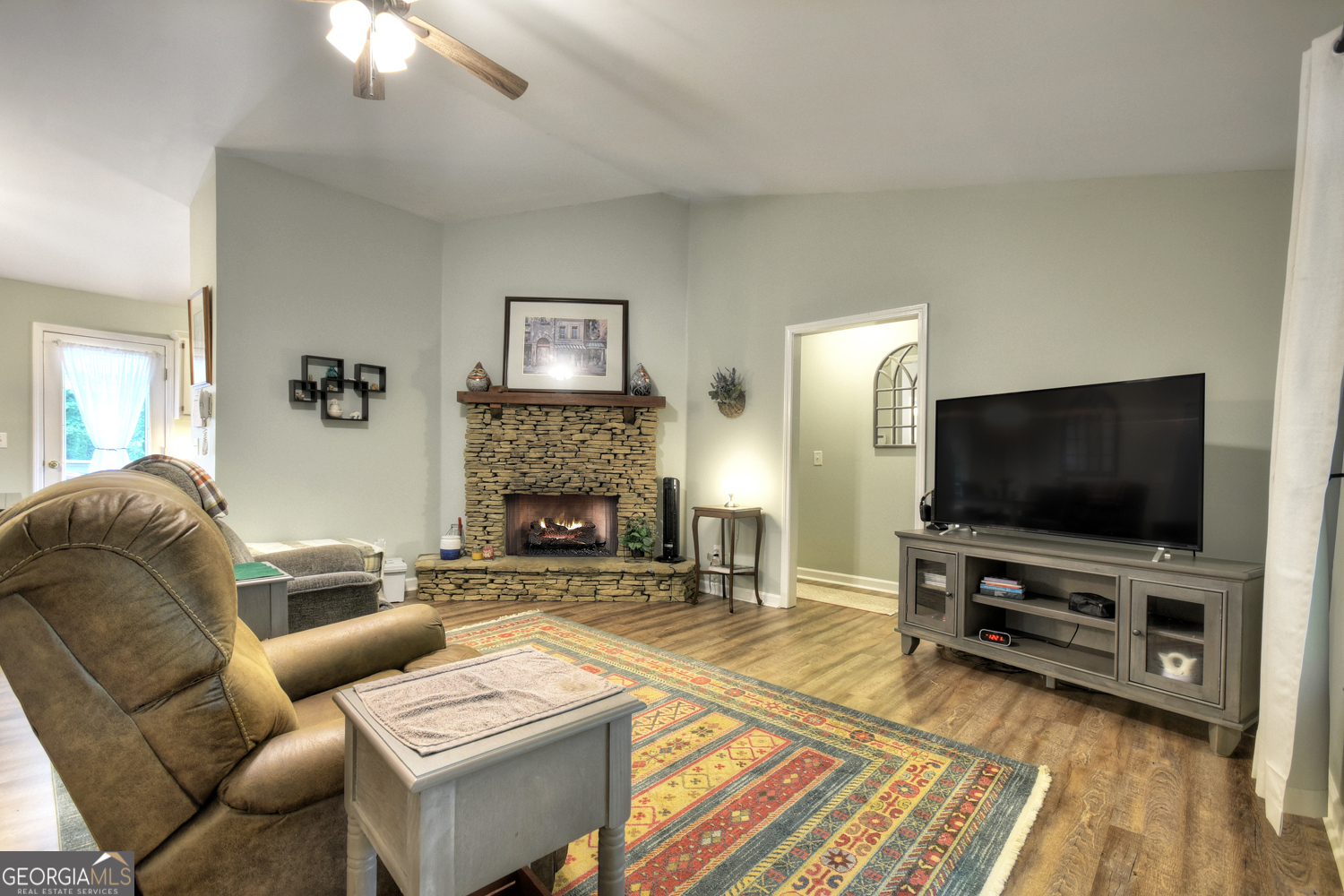 27 Ivy Street # 1113