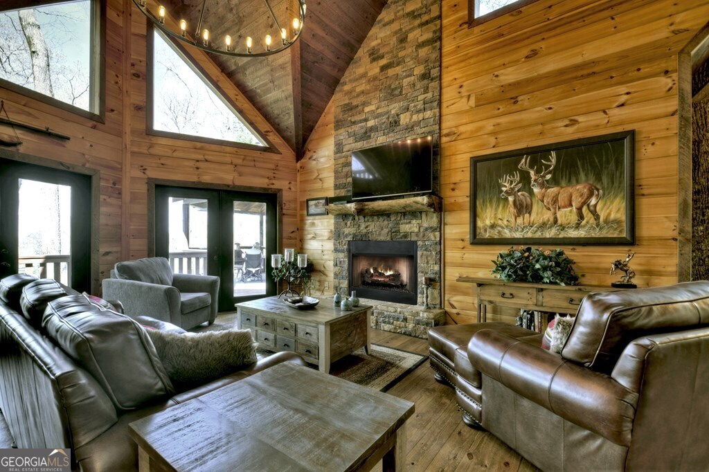 302 Indian Ridge Road