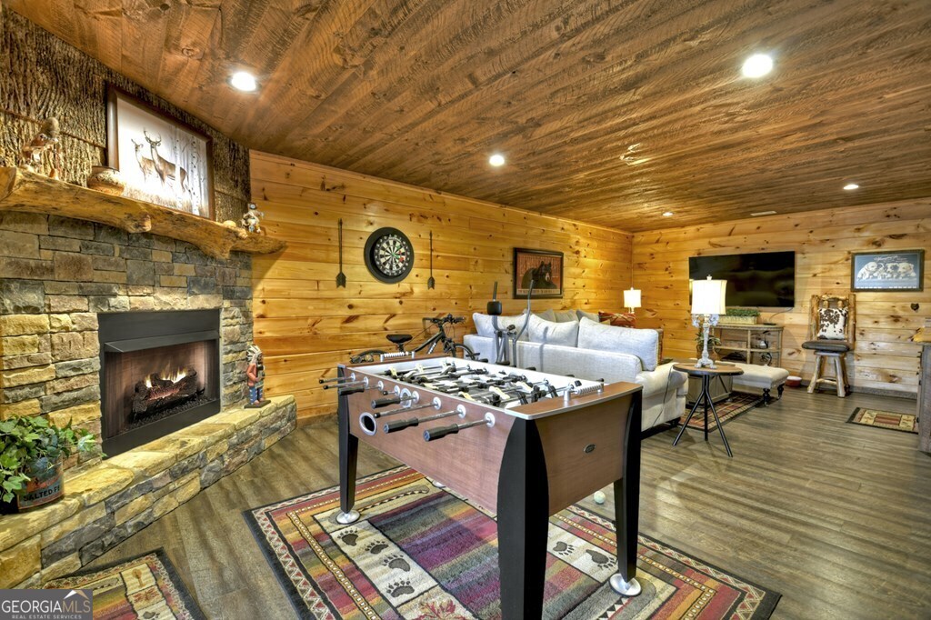 302 Indian Ridge Road