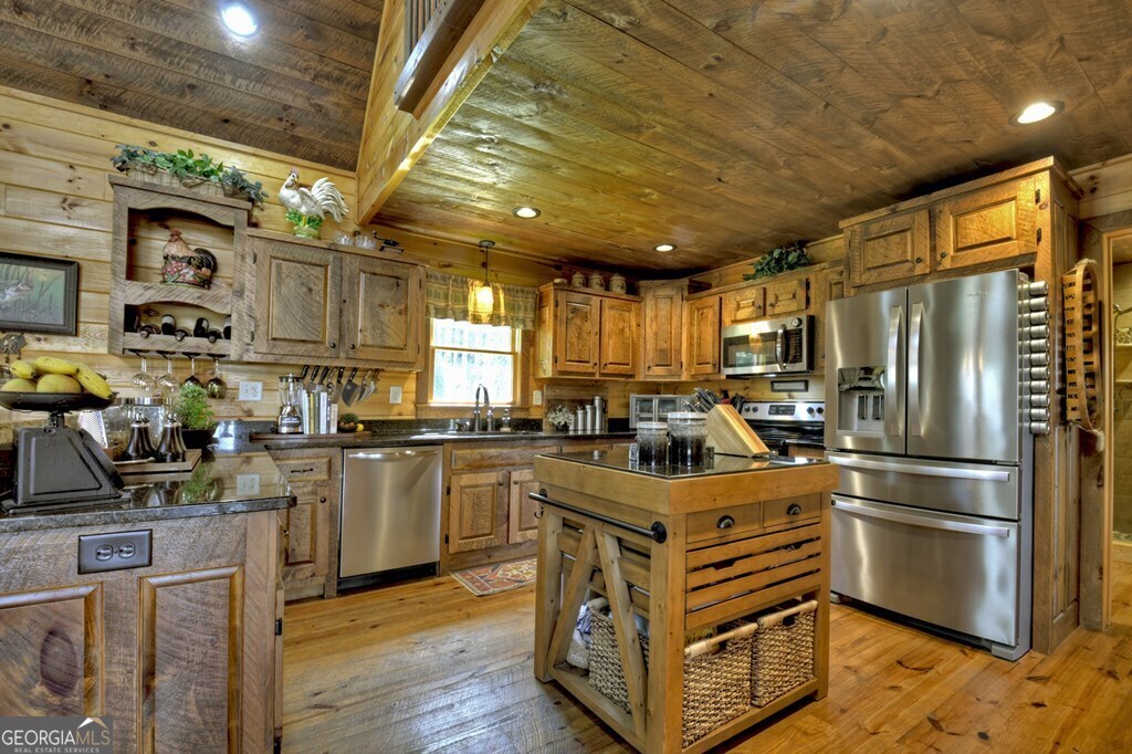 302 Indian Ridge Road