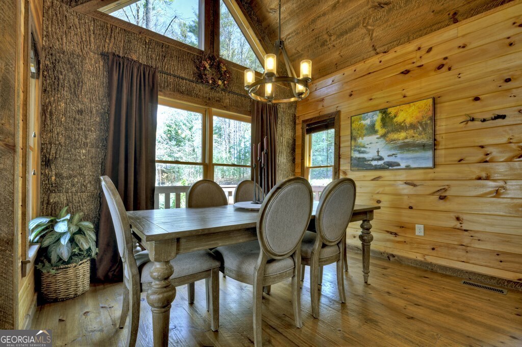 302 Indian Ridge Road