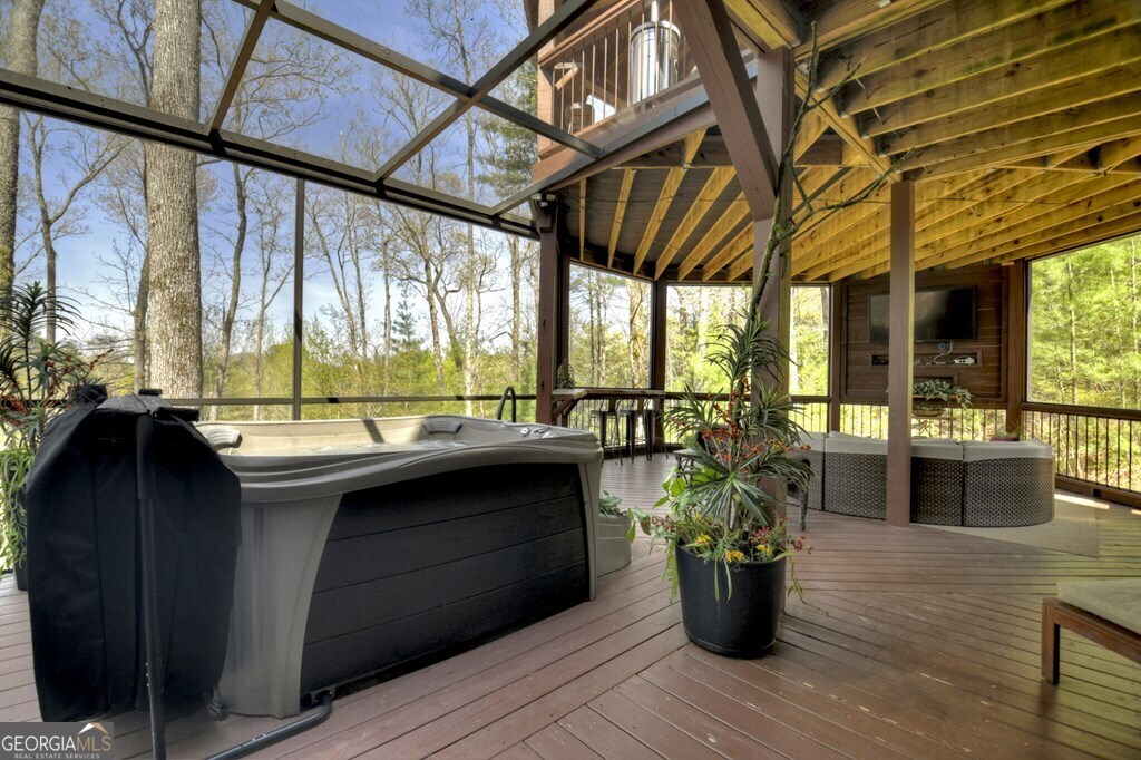 302 Indian Ridge Road