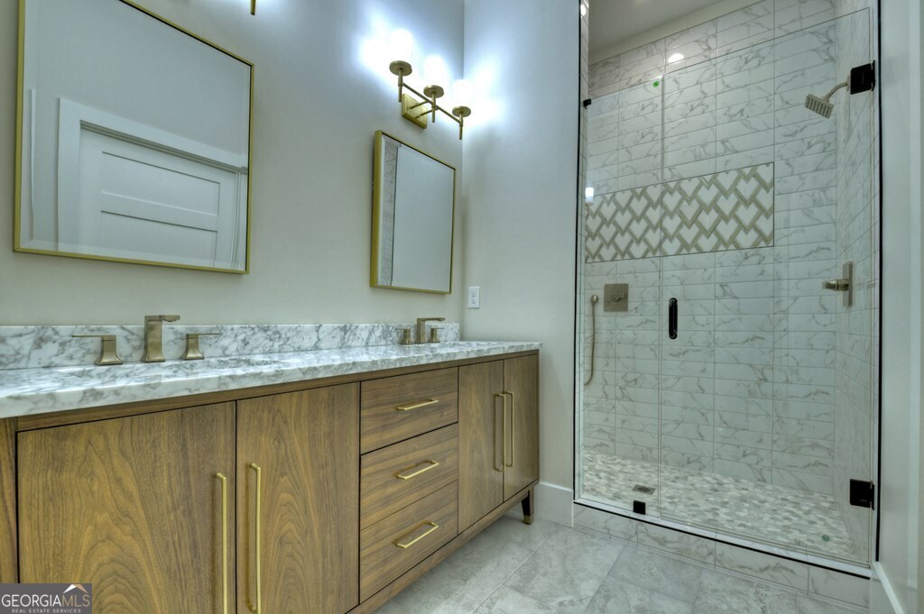 494 Riverbend Manor