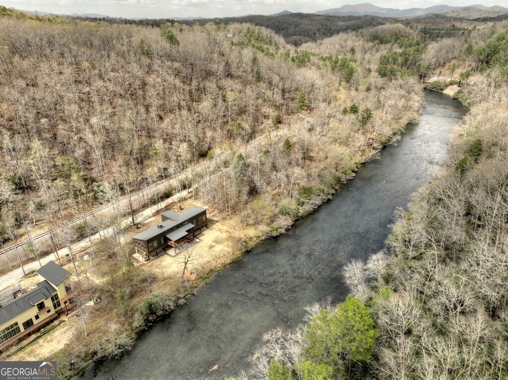 494 Riverbend Manor