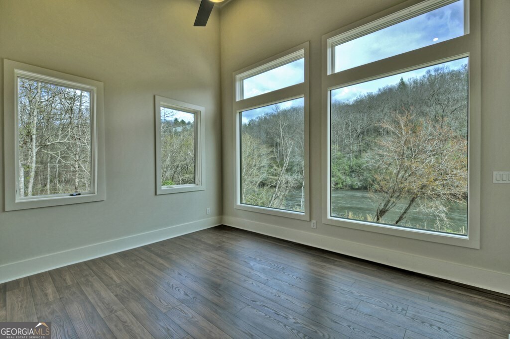 494 Riverbend Manor