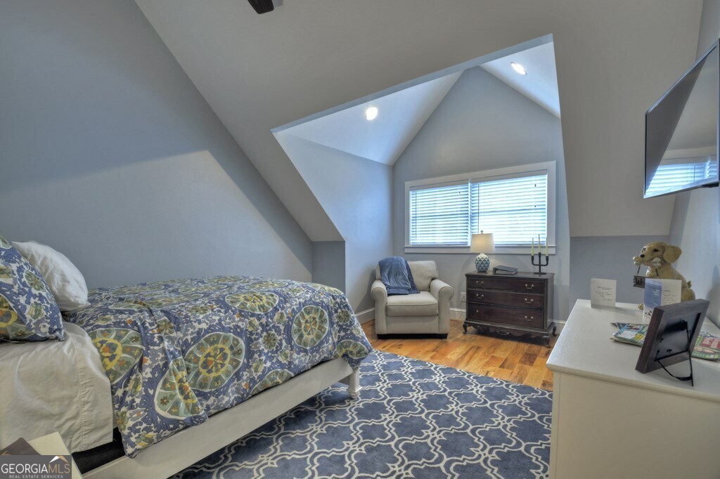 448 Riverbend Manor