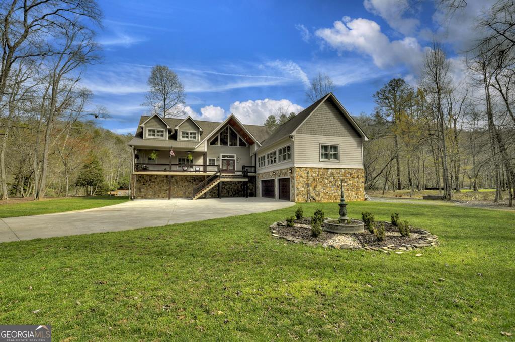 448 Riverbend Manor