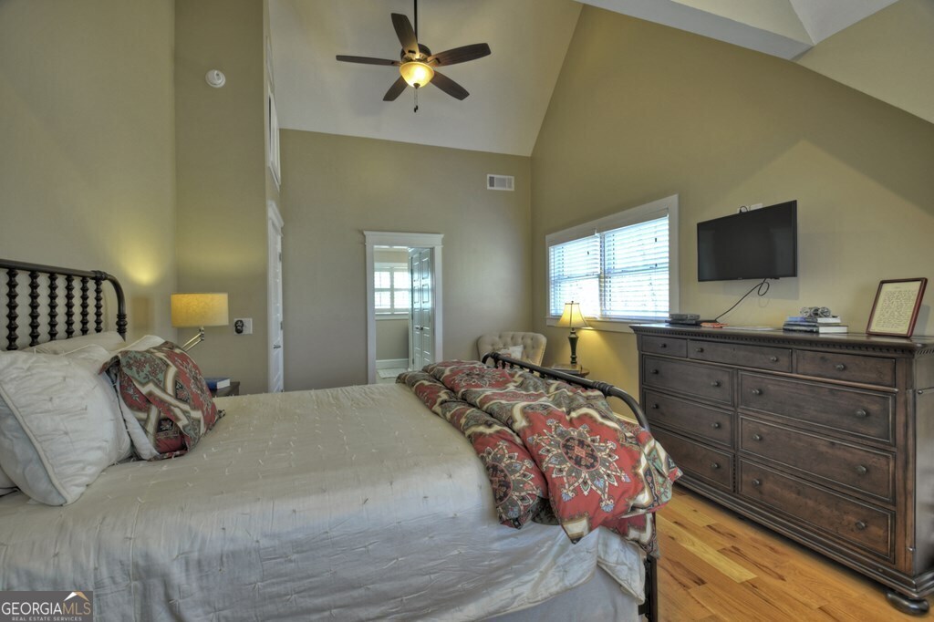 448 Riverbend Manor