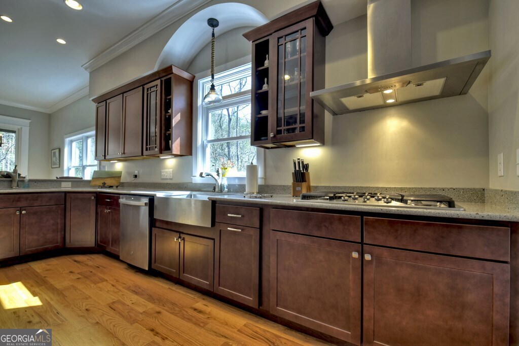 448 Riverbend Manor