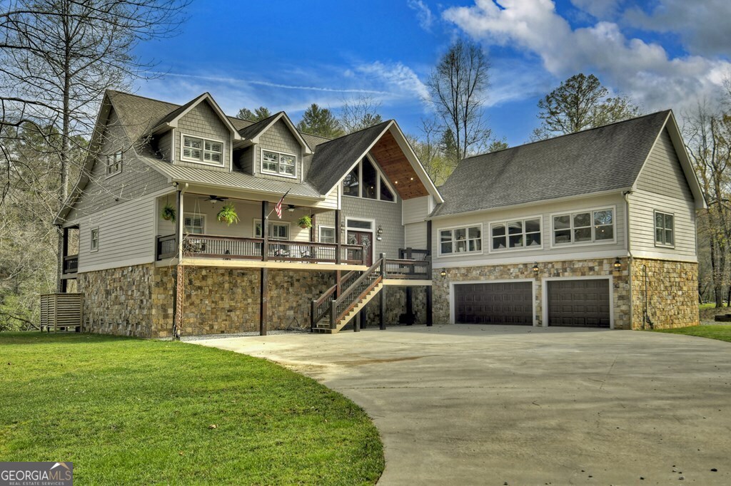 448 Riverbend Manor