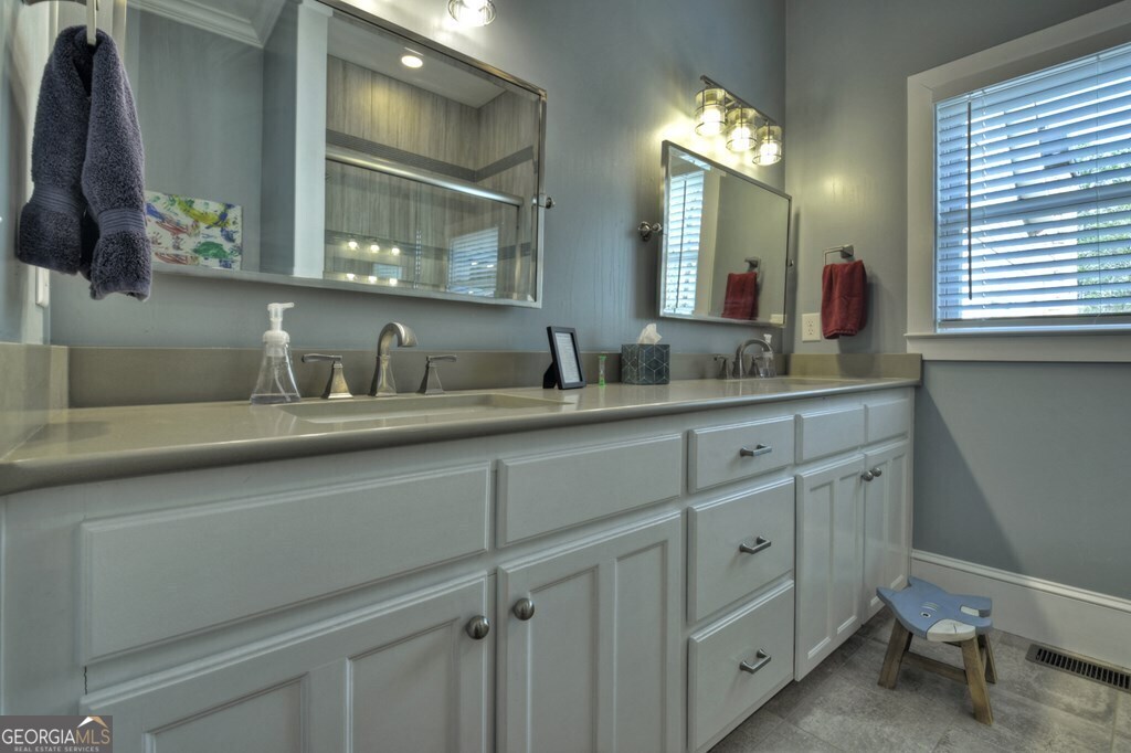 448 Riverbend Manor
