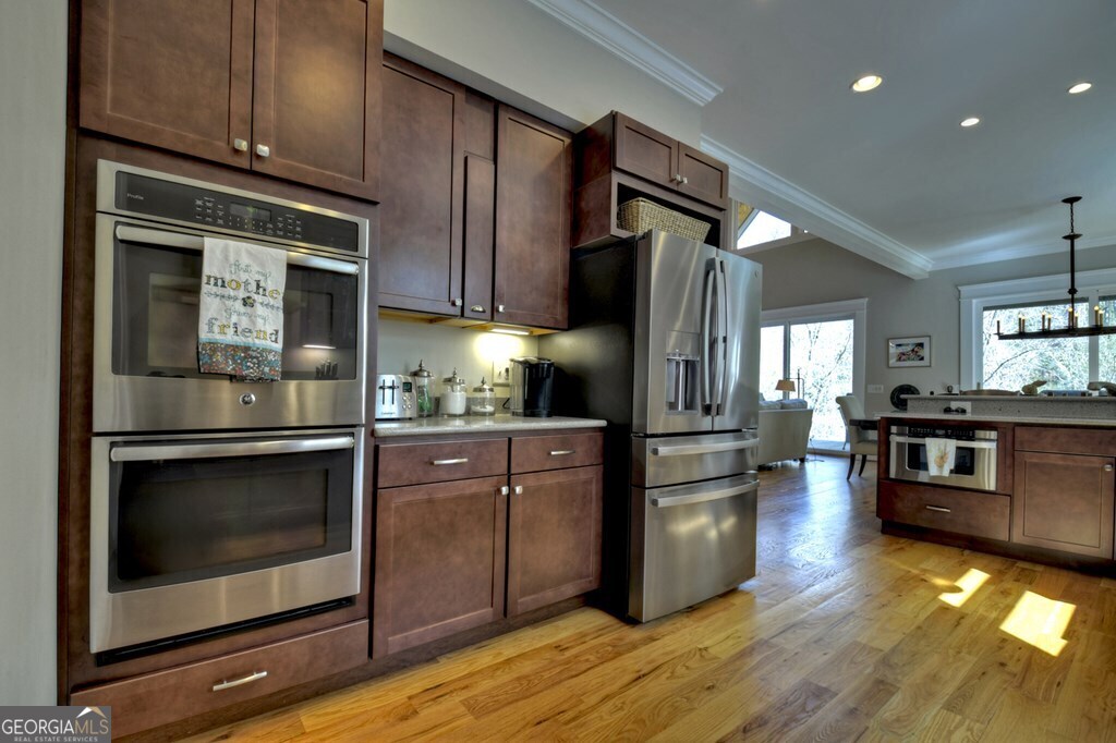 448 Riverbend Manor