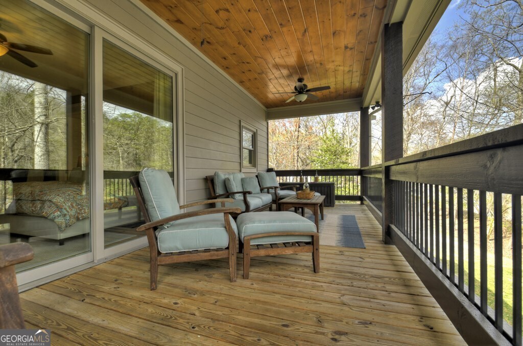 448 Riverbend Manor