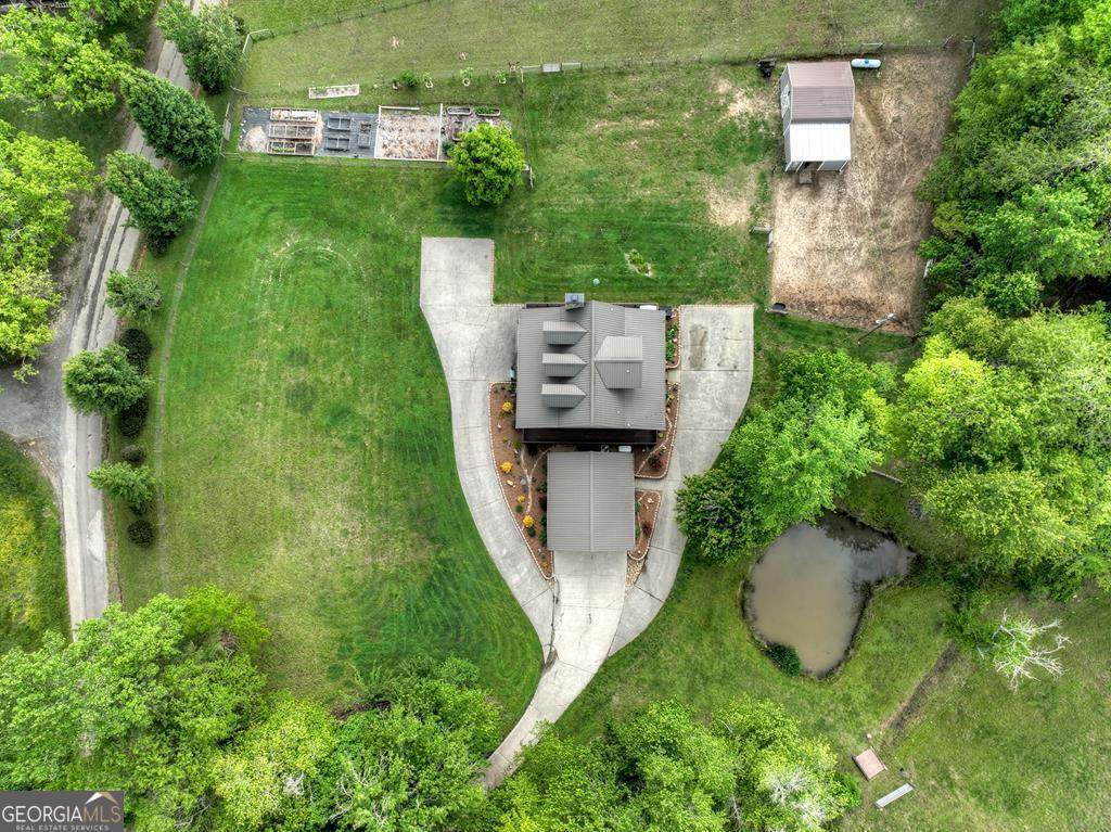 1956 Devils Den Road