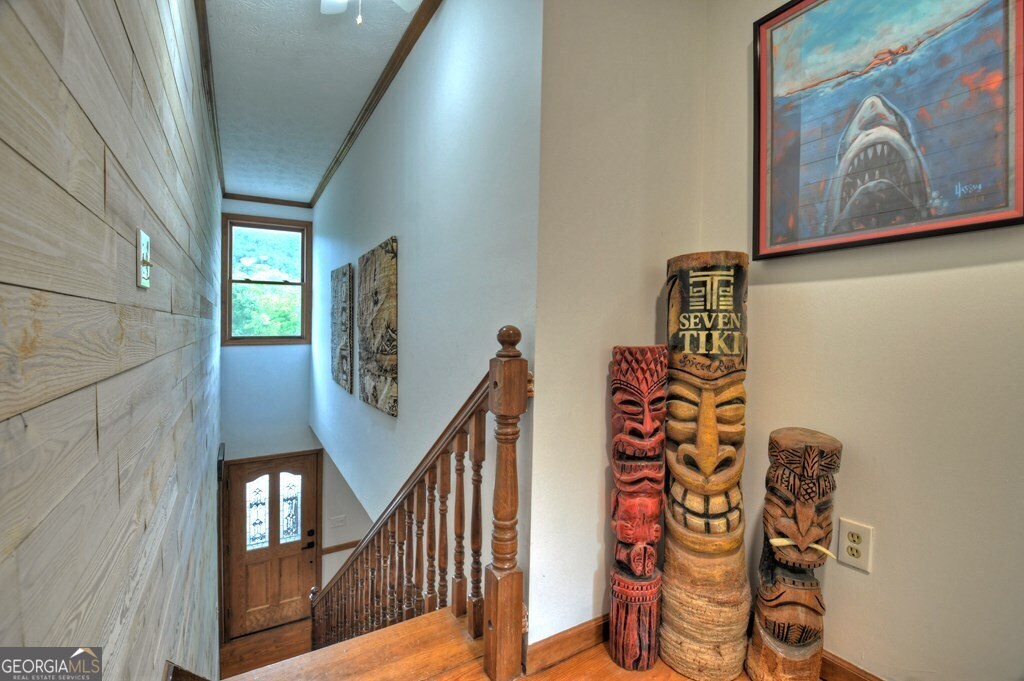 1956 Devils Den Road