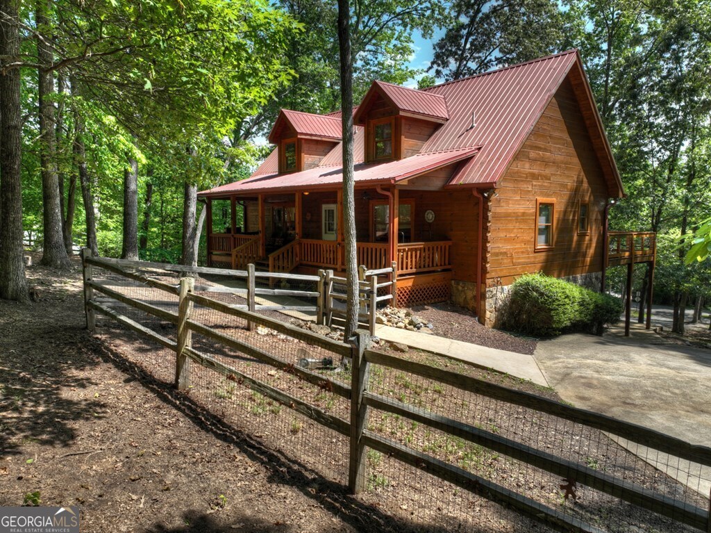 18 Mallard Lane