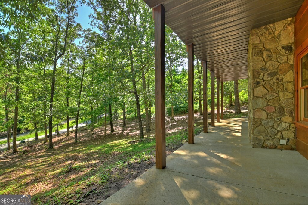 18 Mallard Lane