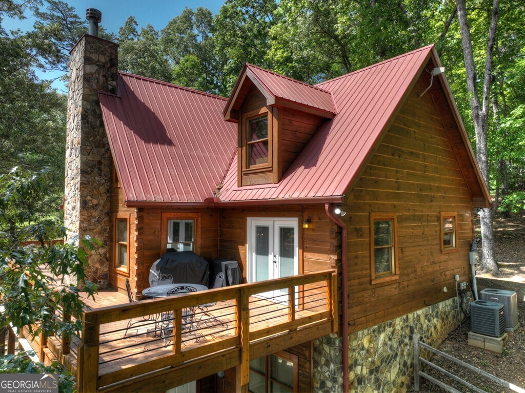 18 Mallard Lane