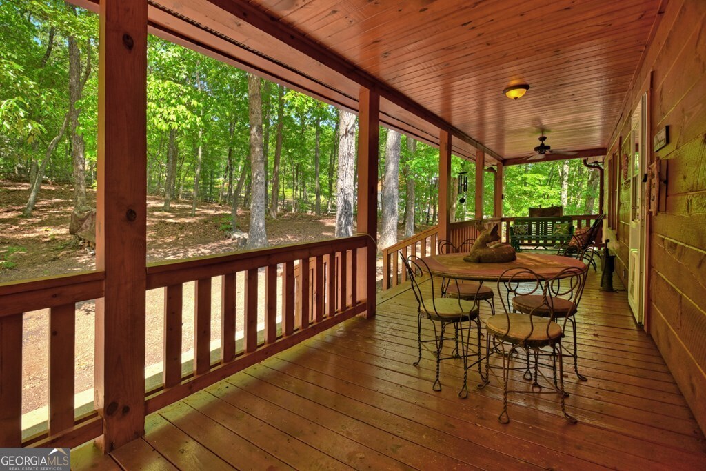 18 Mallard Lane