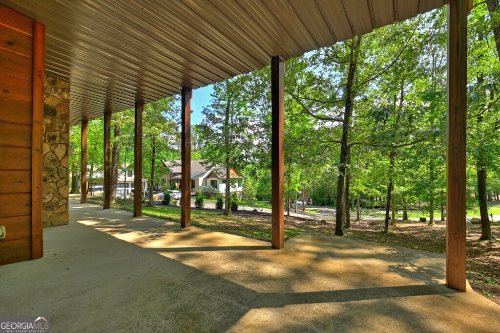 18 Mallard Lane