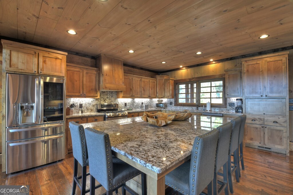 330 Serenity Ridge Lane Lane