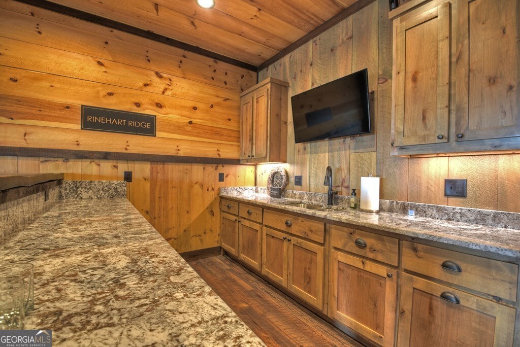 330 Serenity Ridge Lane Lane