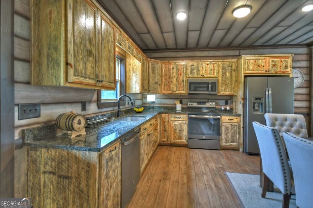 330 Serenity Ridge Lane Lane