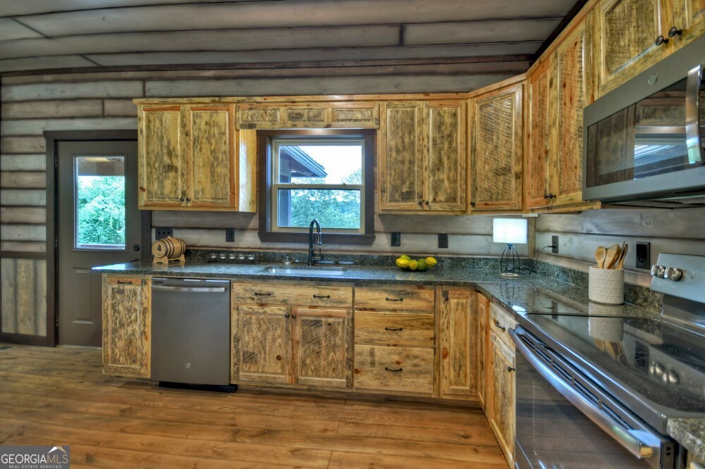 330 Serenity Ridge Lane Lane