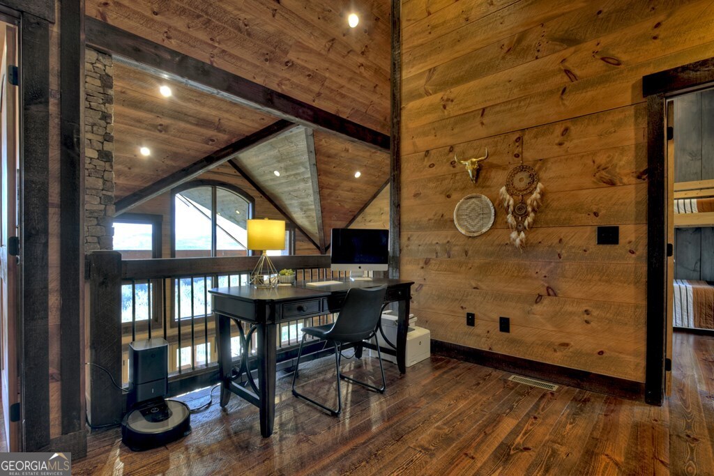330 Serenity Ridge Lane Lane