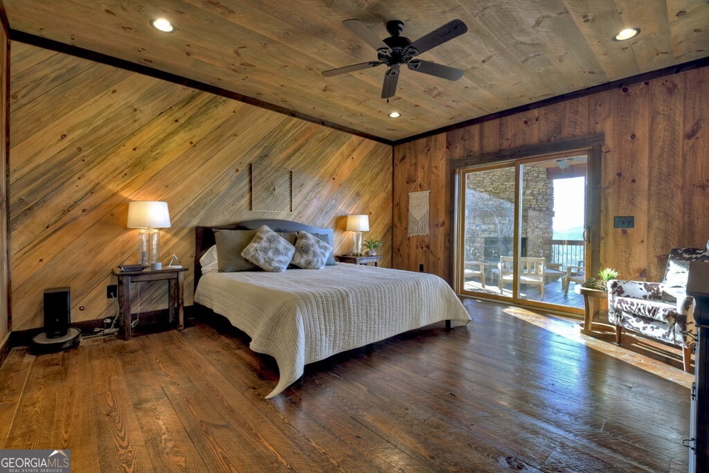330 Serenity Ridge Lane Lane