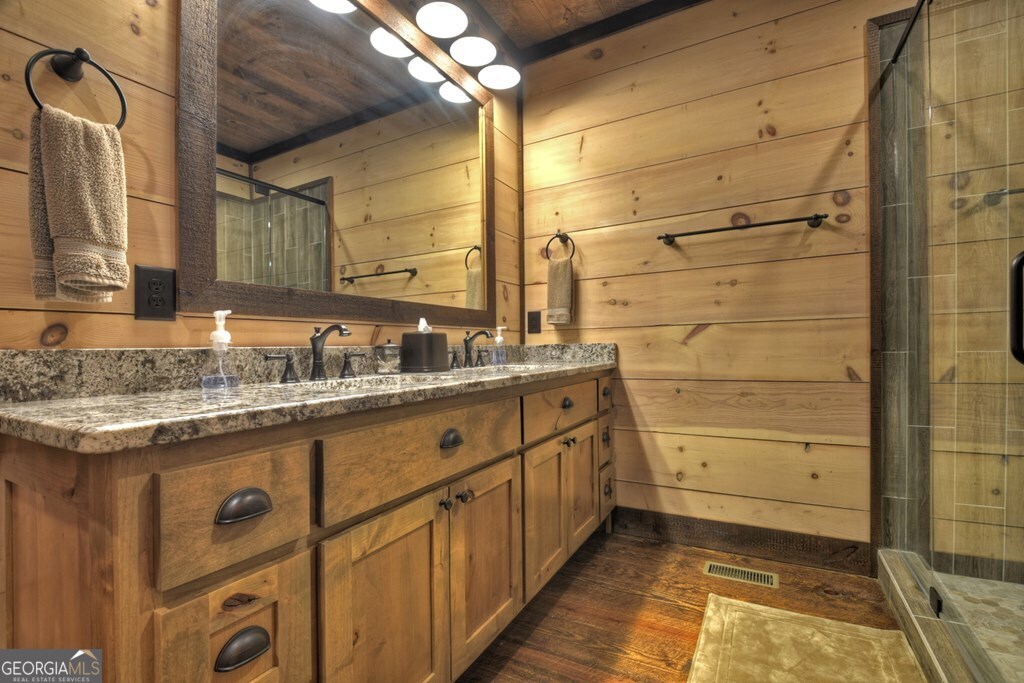 330 Serenity Ridge Lane Lane