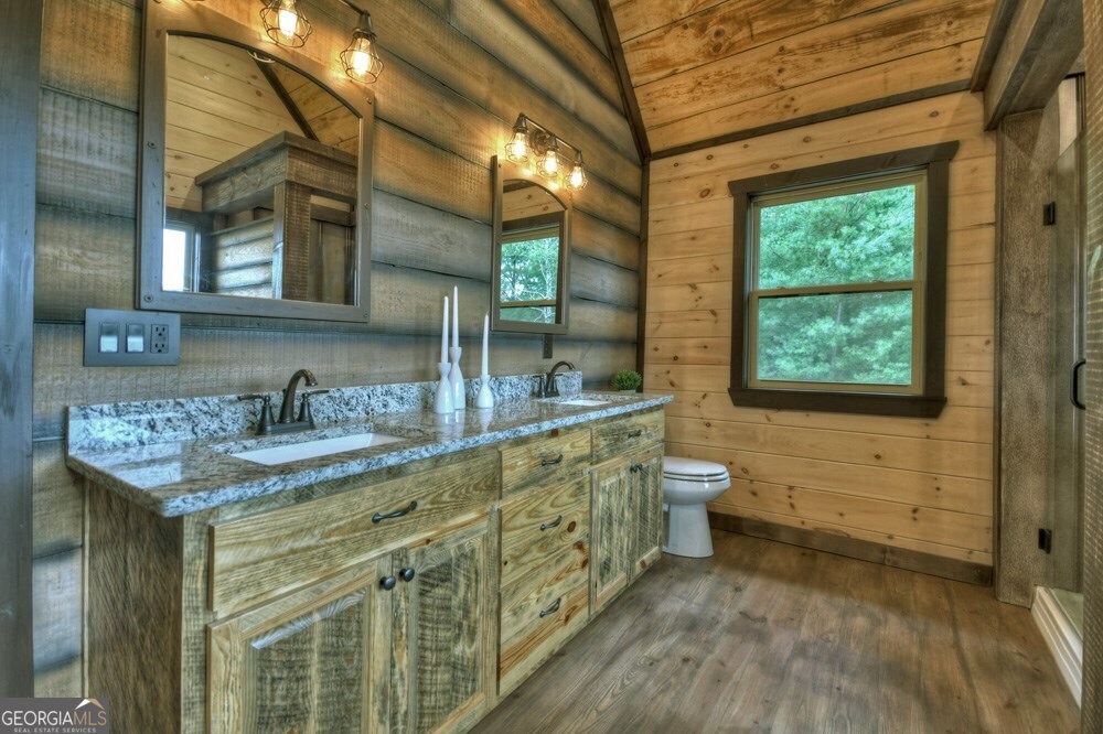 330 Serenity Ridge Lane Lane