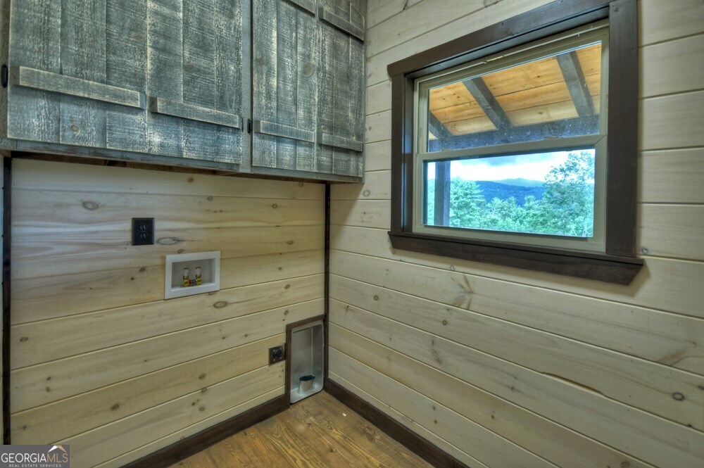 330 Serenity Ridge Lane Lane