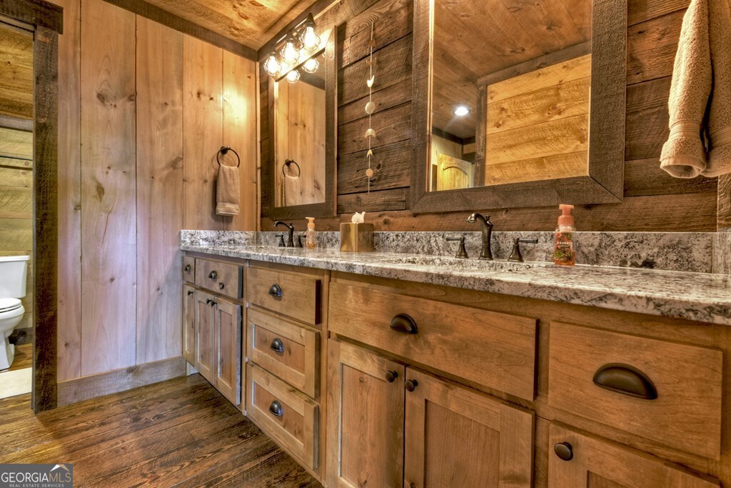 330 Serenity Ridge Lane Lane