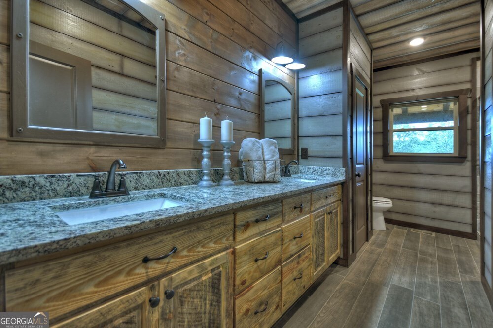 330 Serenity Ridge Lane Lane