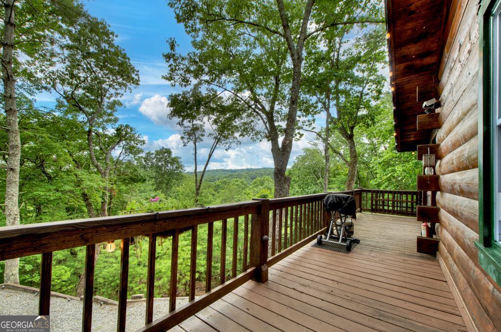 566 Mountain View Circle