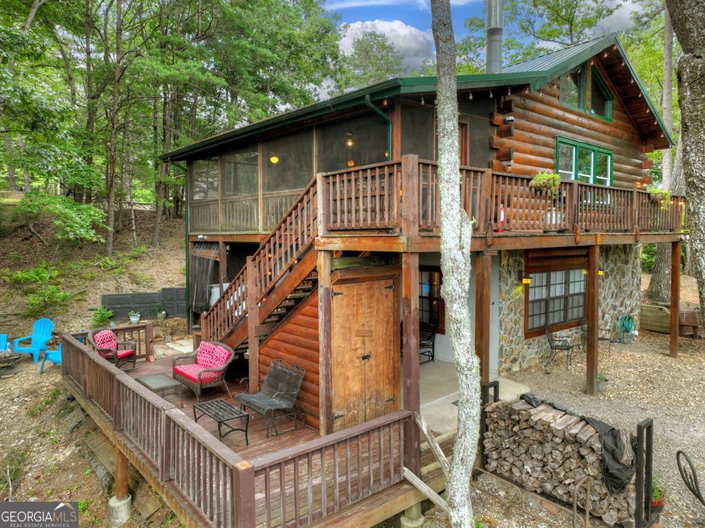 566 Mountain View Circle