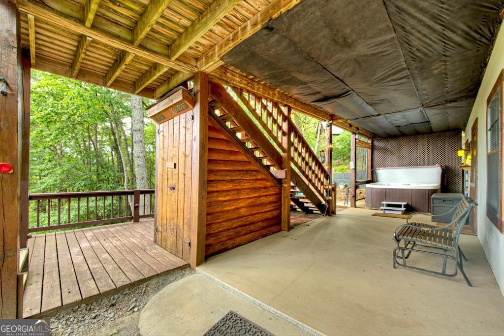 566 Mountain View Circle