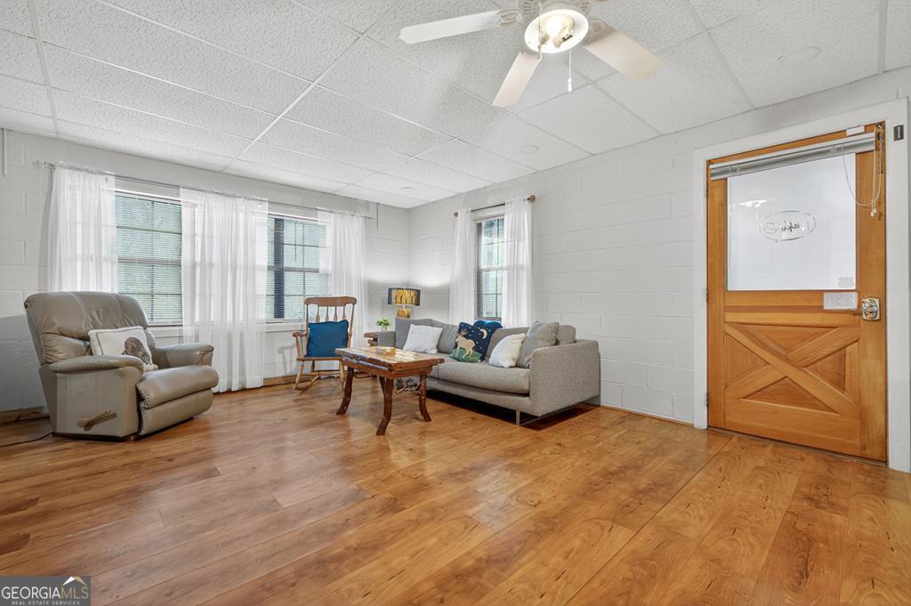 566 Mountain View Circle