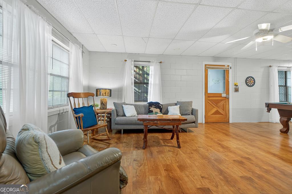 566 Mountain View Circle