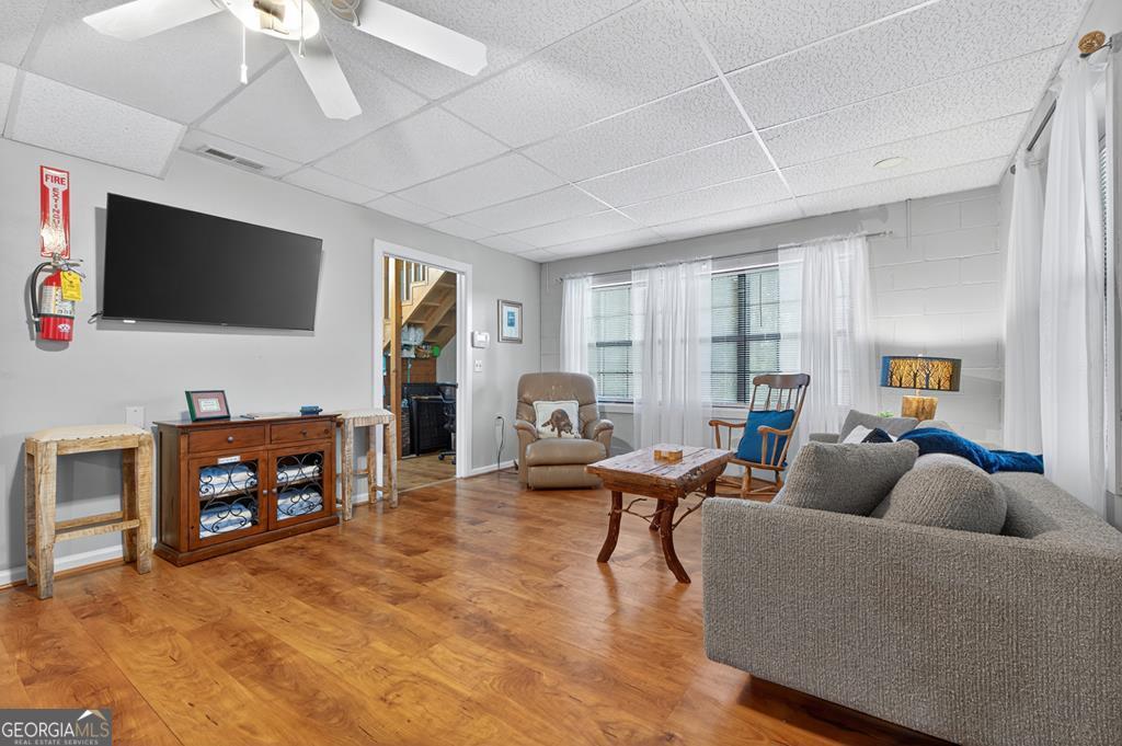 566 Mountain View Circle