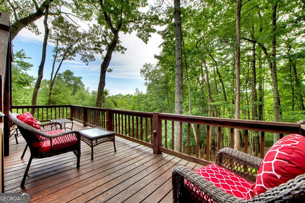 566 Mountain View Circle