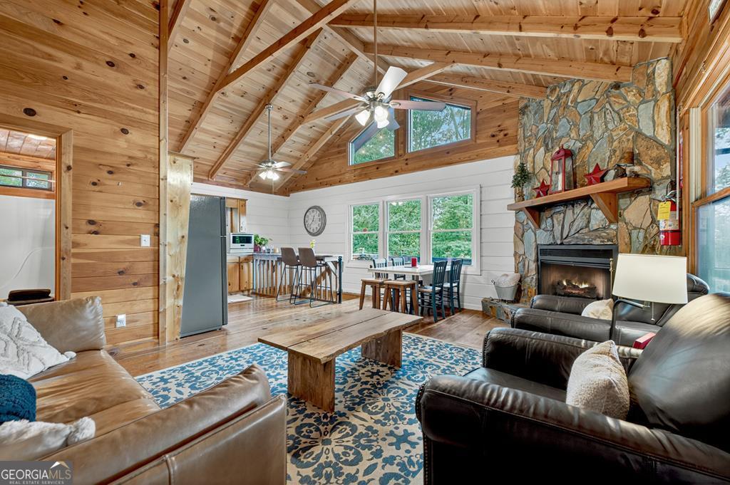 566 Mountain View Circle