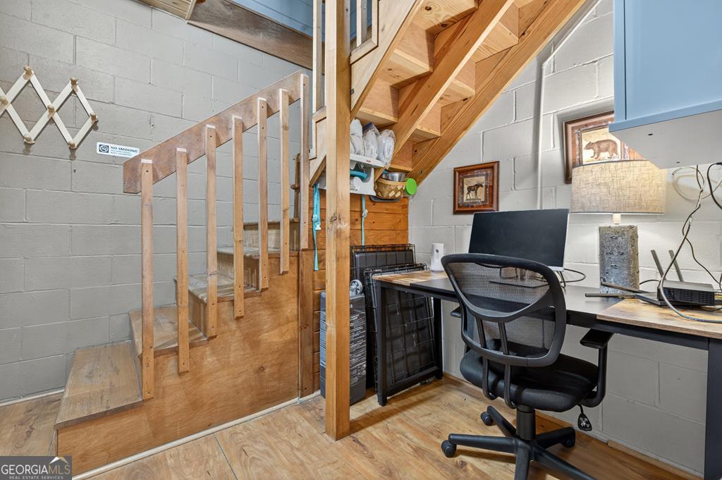 566 Mountain View Circle